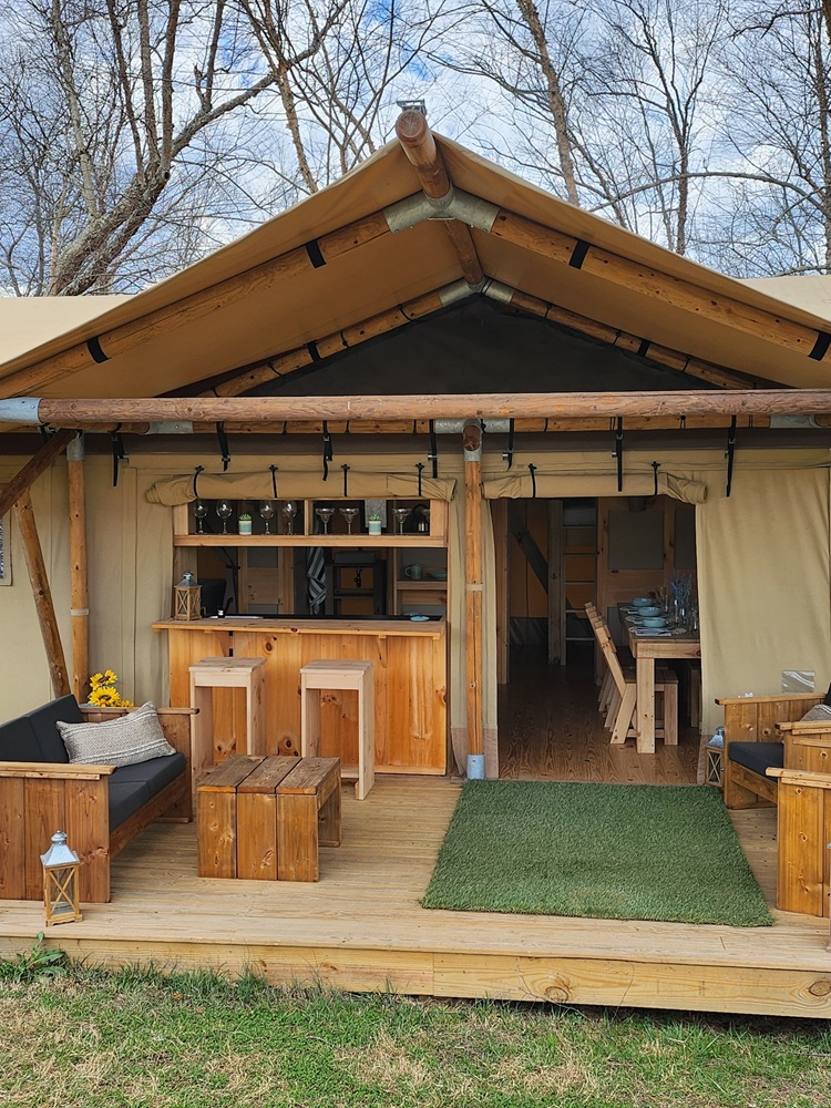 Cantina 40 front view glamping tent 2025